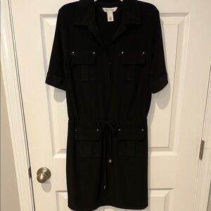 White House Black Market Black Short Sleeve Dress